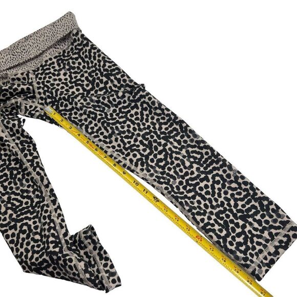 Lululemon Wunder Under Crop II Ace Spot Grain Black/Dottie Dash Grain Black - Picture 8 of 12